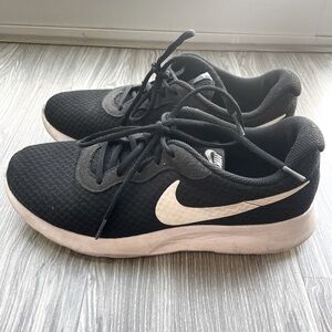 Black Nike Running Shoes